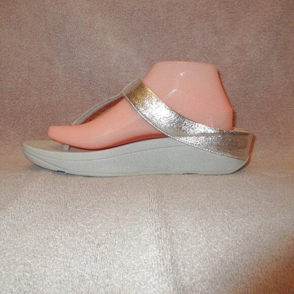 FitFlop Fino Glitzy Crystals Toe Post Sandals Size 10 Silver Metallic Flip Flops - Picture 4 of 11